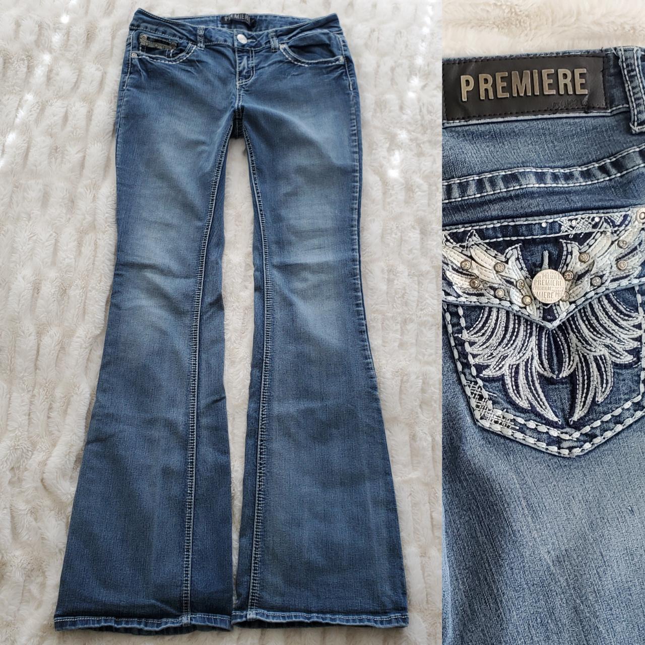 Rue 21 Women's Blue and Navy Jeans Depop