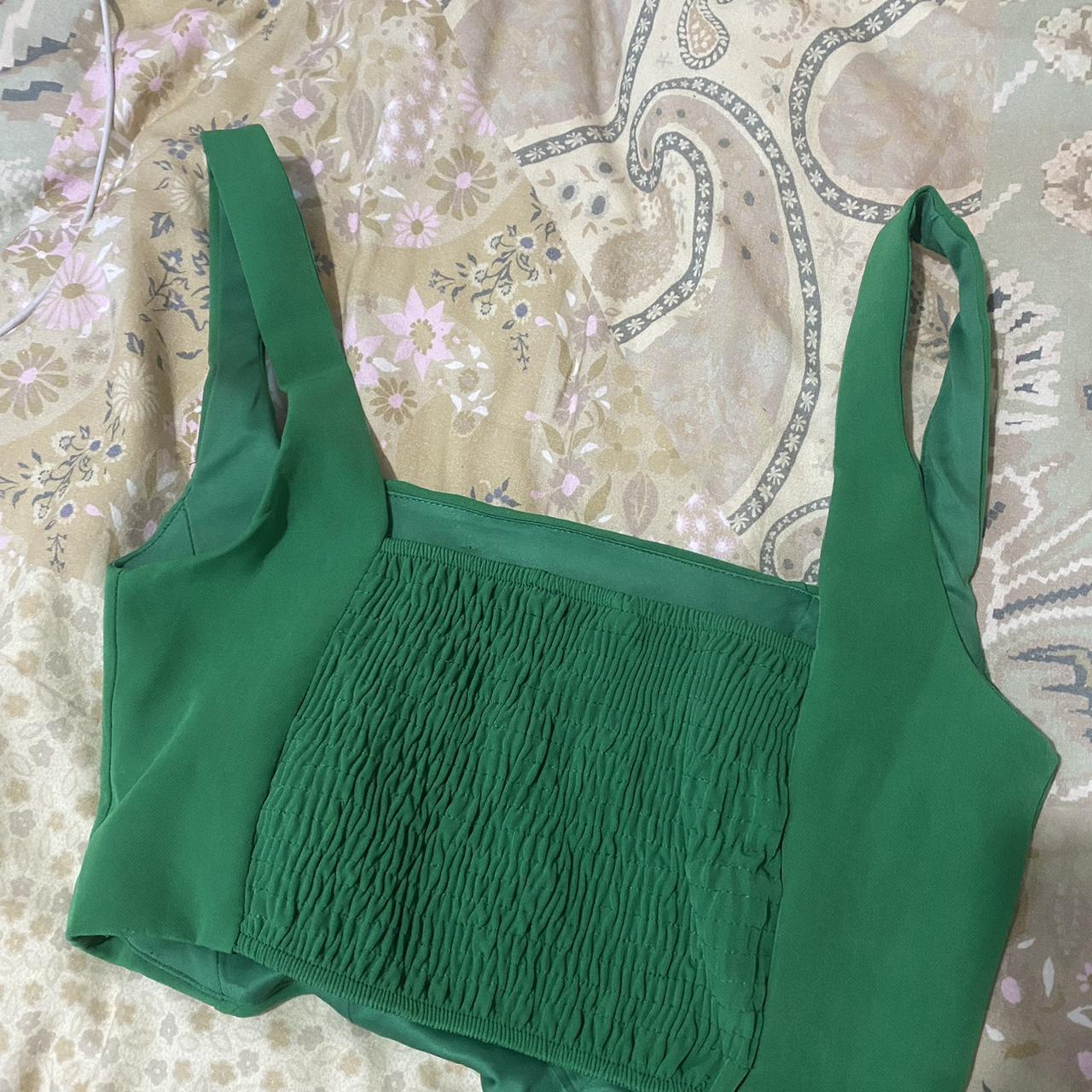 Green tailored corset top from Stradivarius Fab - Depop