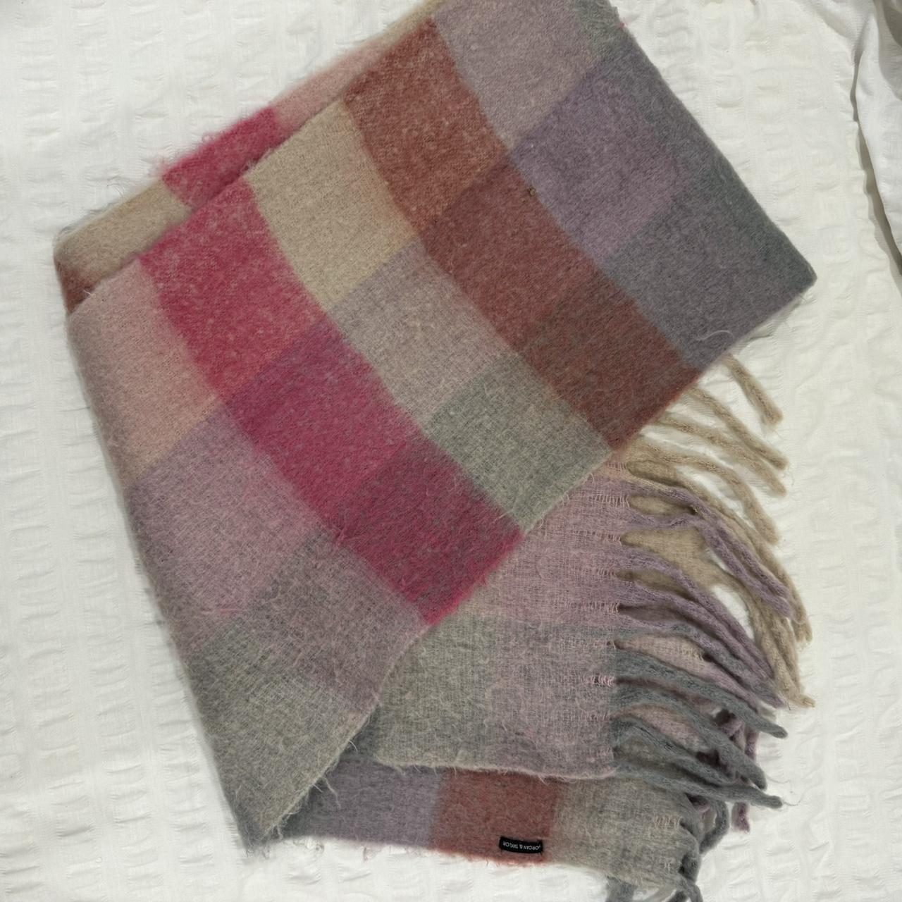 MORGAN AND FINCH SCARF Similar to Acne studios - Depop