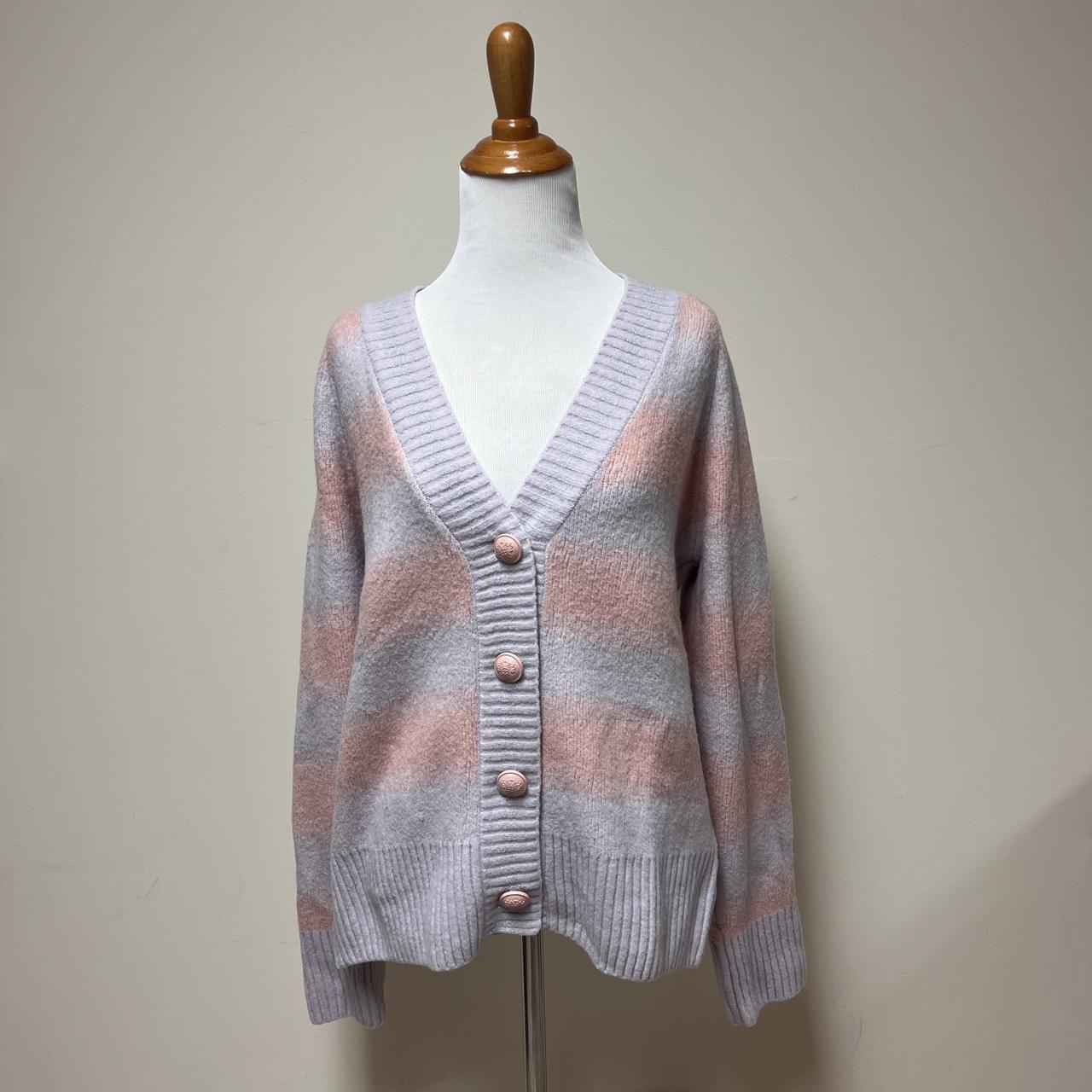 item listed by fionna_l