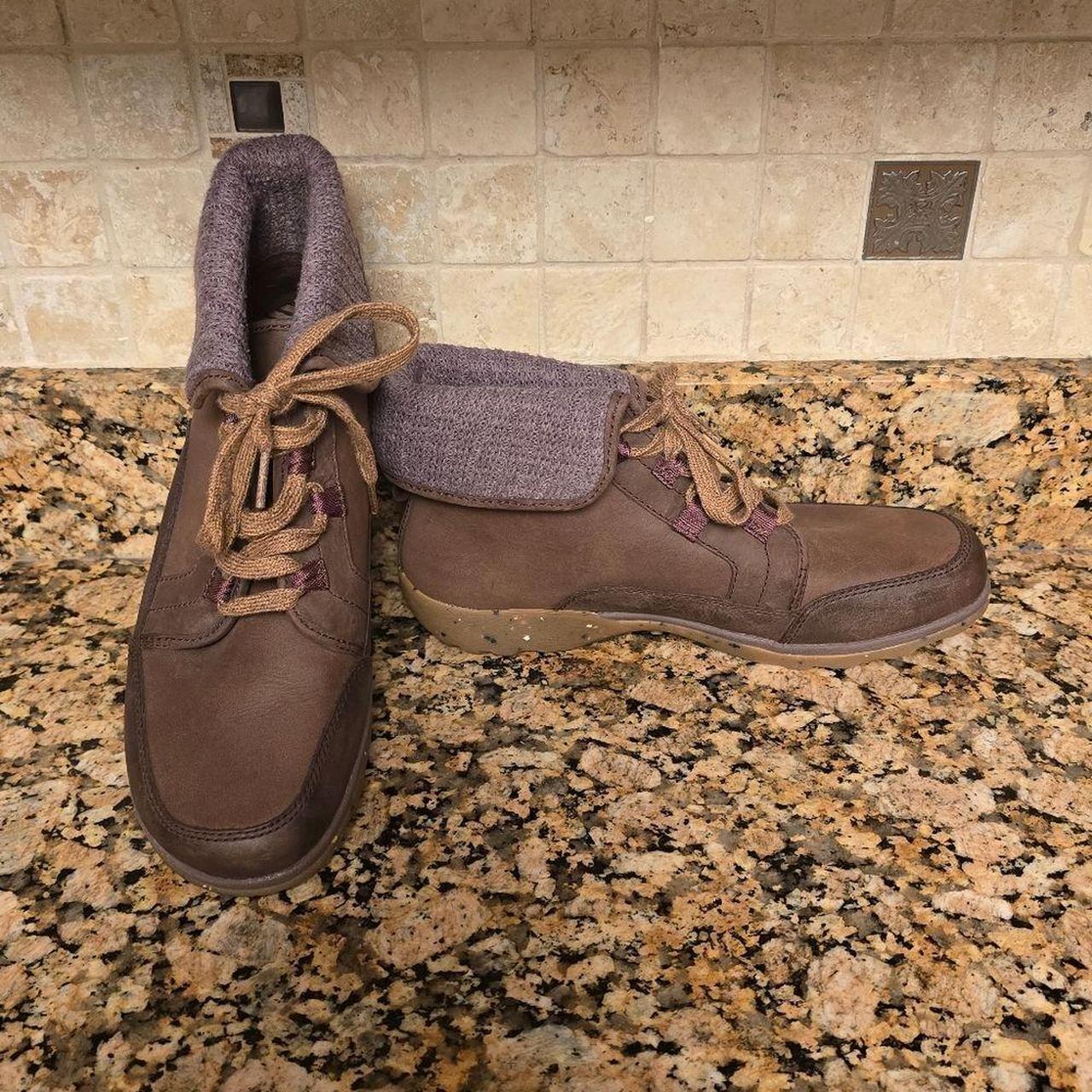 Chaco Barbary Chukka Boot Womens 9.5 Mahogany Brown. Depop