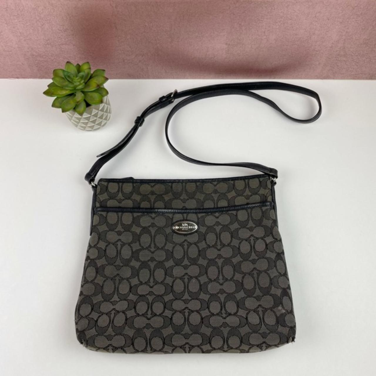 COACH 14516 PEYTON INLAID BLACK/GRAY/CREAM TOTE– WEARHOUSE CONSIGNMENT