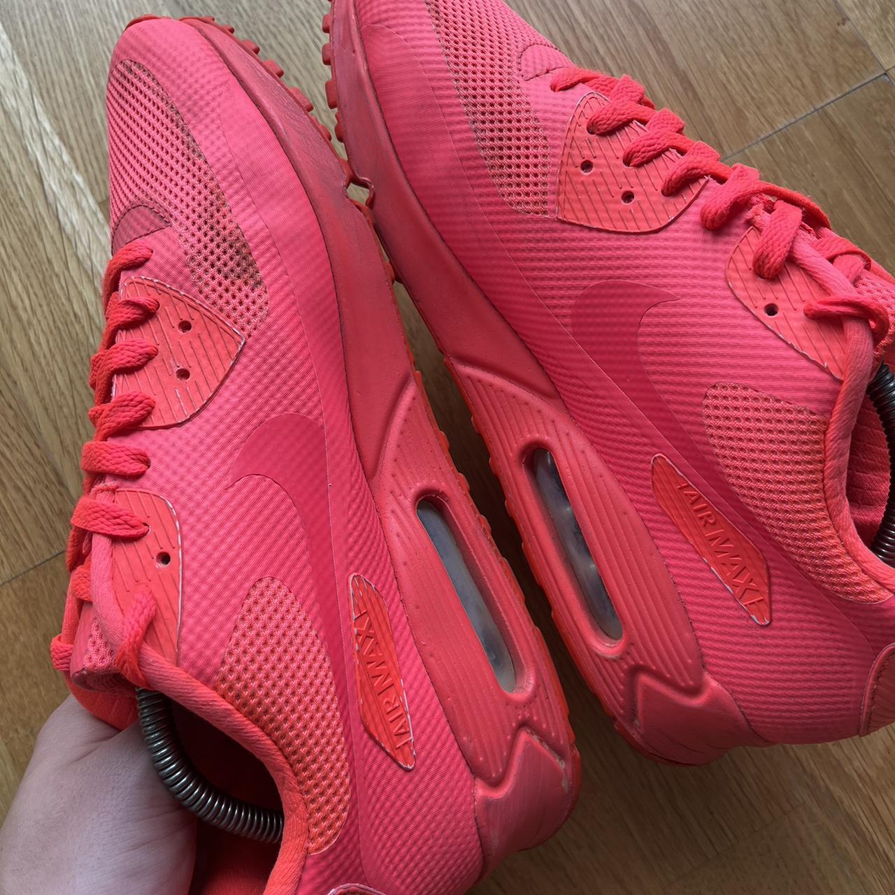 nike air max hyperfuse solar red