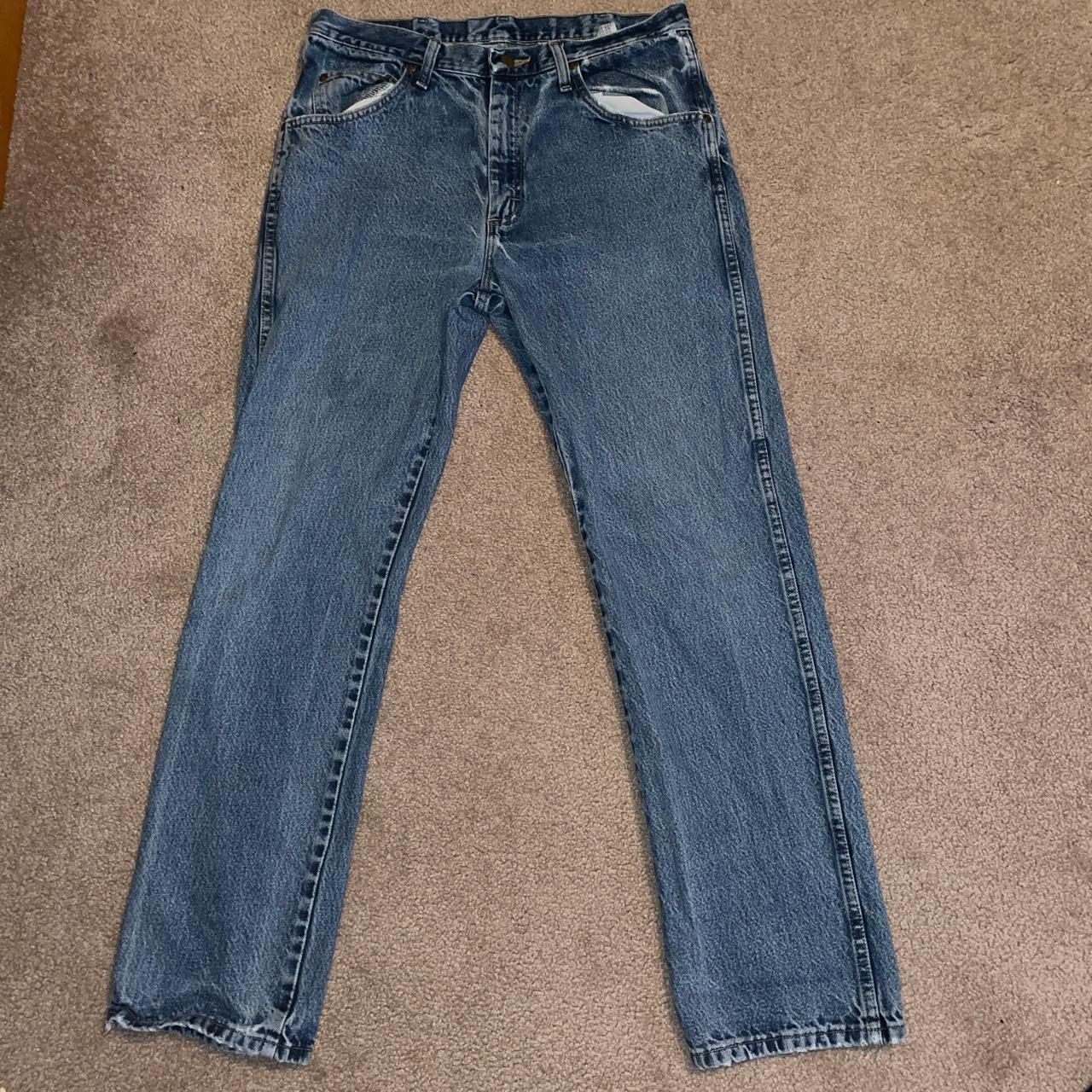 Size 34x32 Wrangler regular fit jeans. Fit more like... - Depop