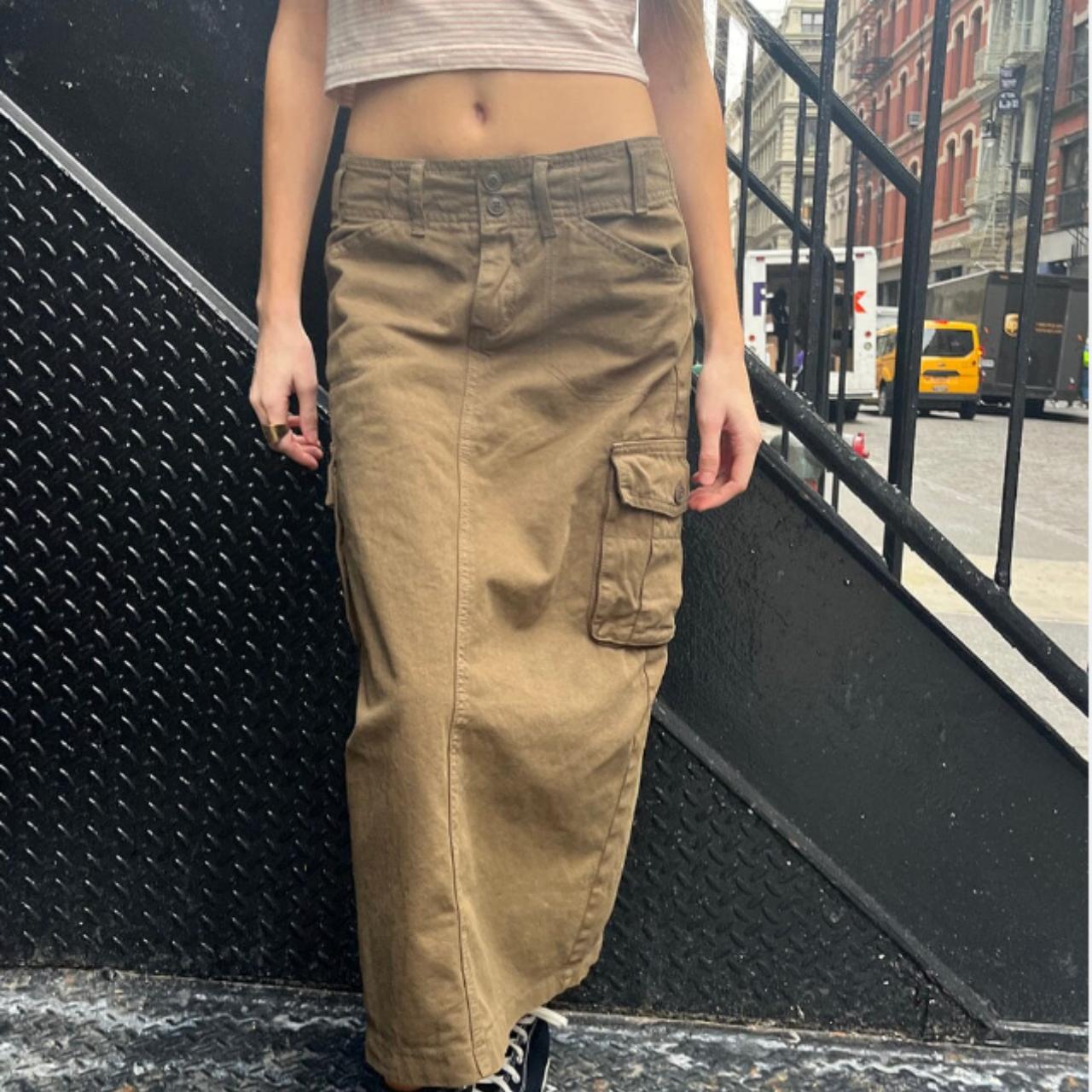 Brandy Melville khaki cargo skirt never worn sold... Depop