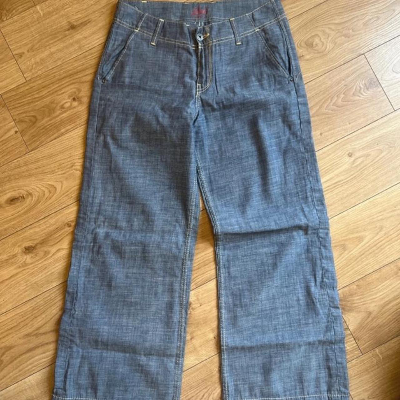 Levi’s wide leg jeans. W28/L32. I’m a size 8-10 and... - Depop