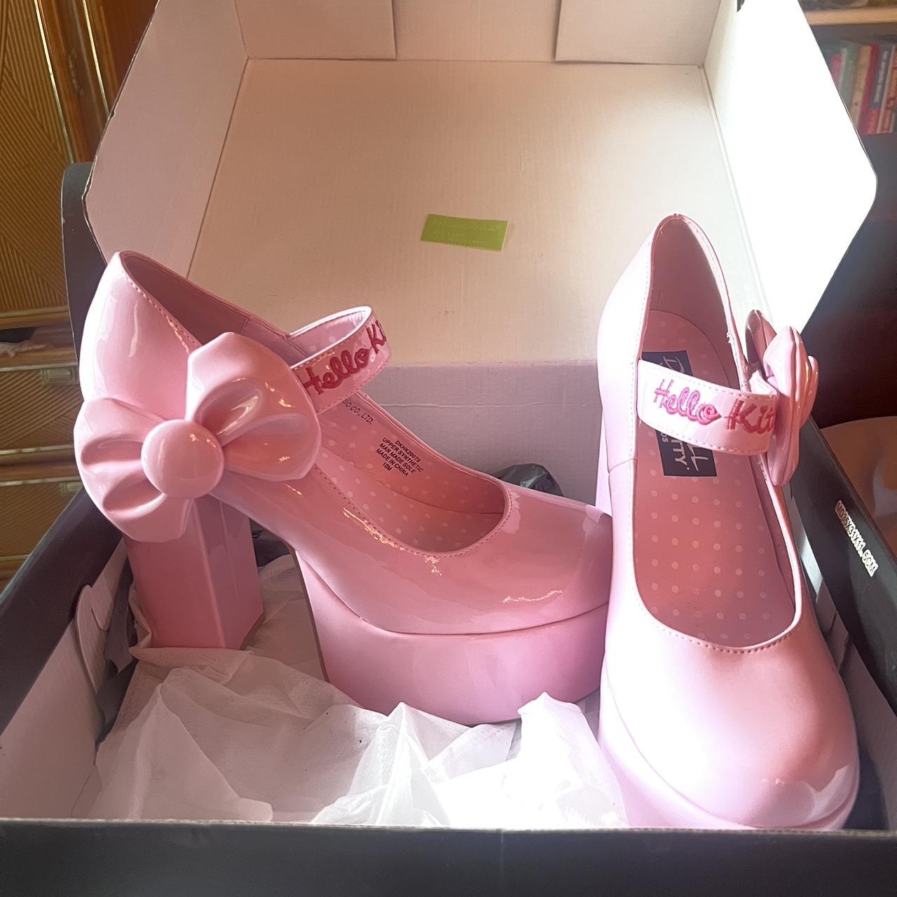 ON HOLD DO NOT BUY 🎀 dolls kill bad to the bow... Depop