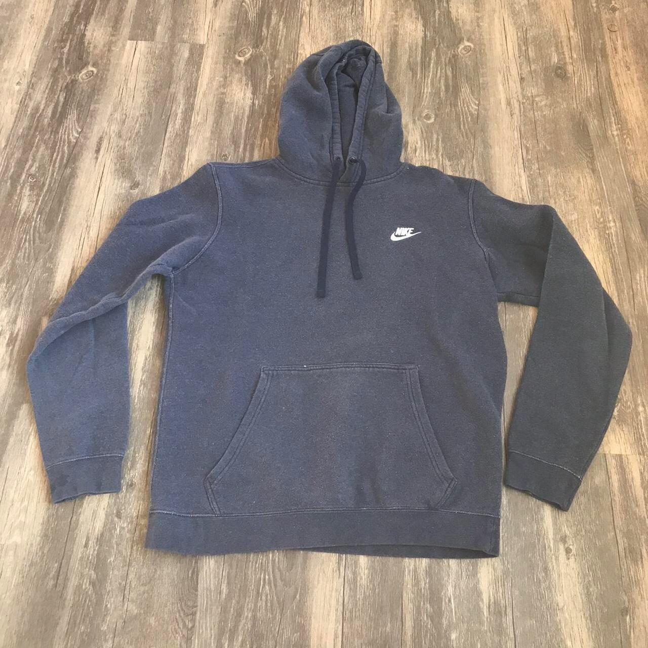 depop nike vintage hoodie