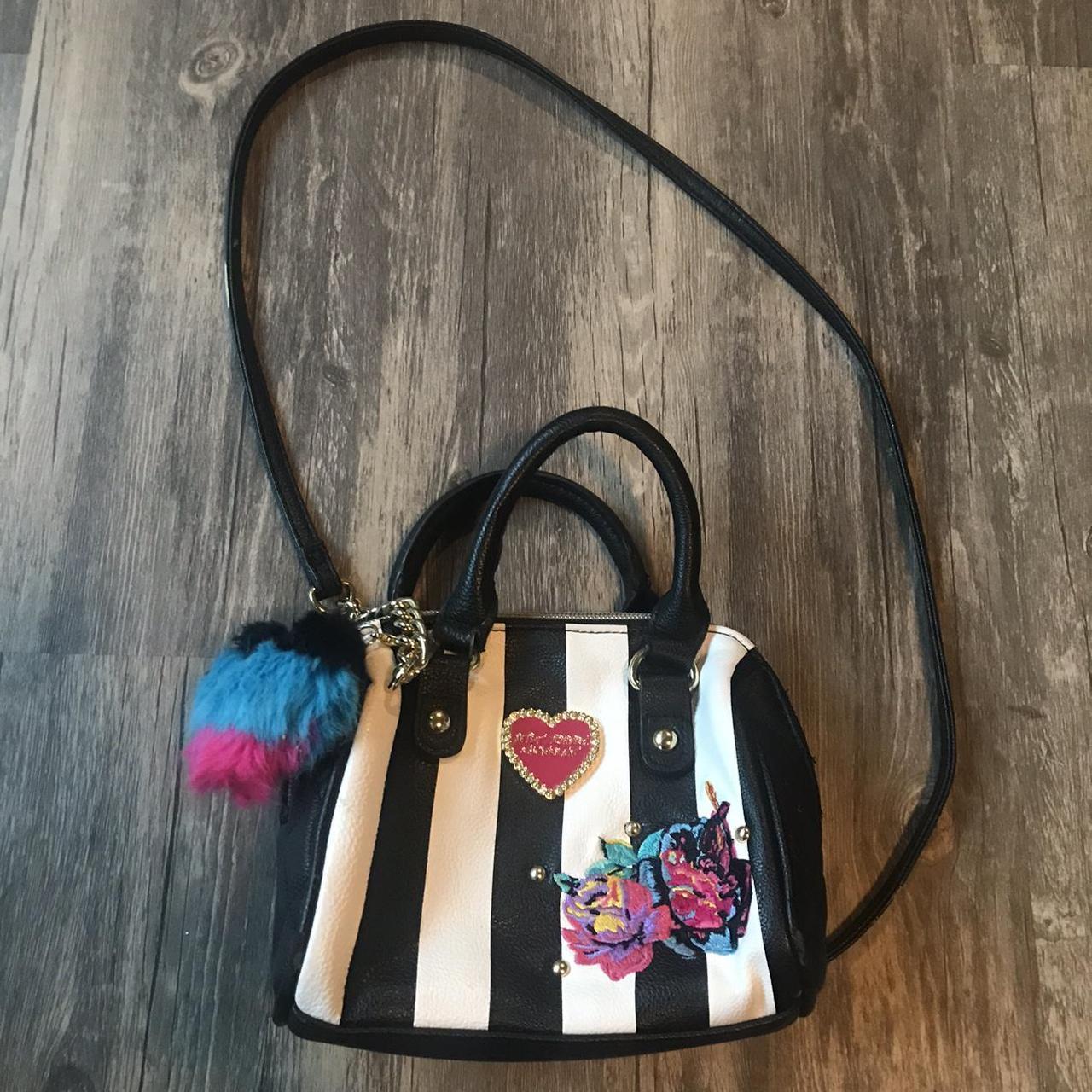 Betsey johnson chip bag outlet wristlet