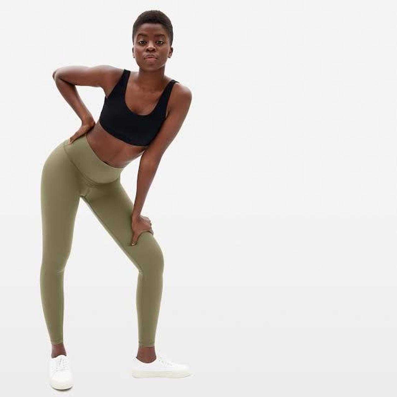 Everlane sales yoga pants