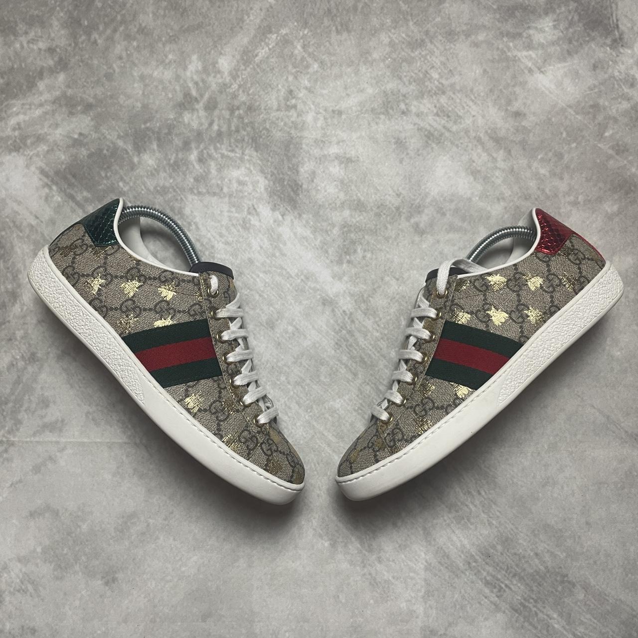 Gucci Women's Ace GG Supreme sneaker with bees. ... - Depop