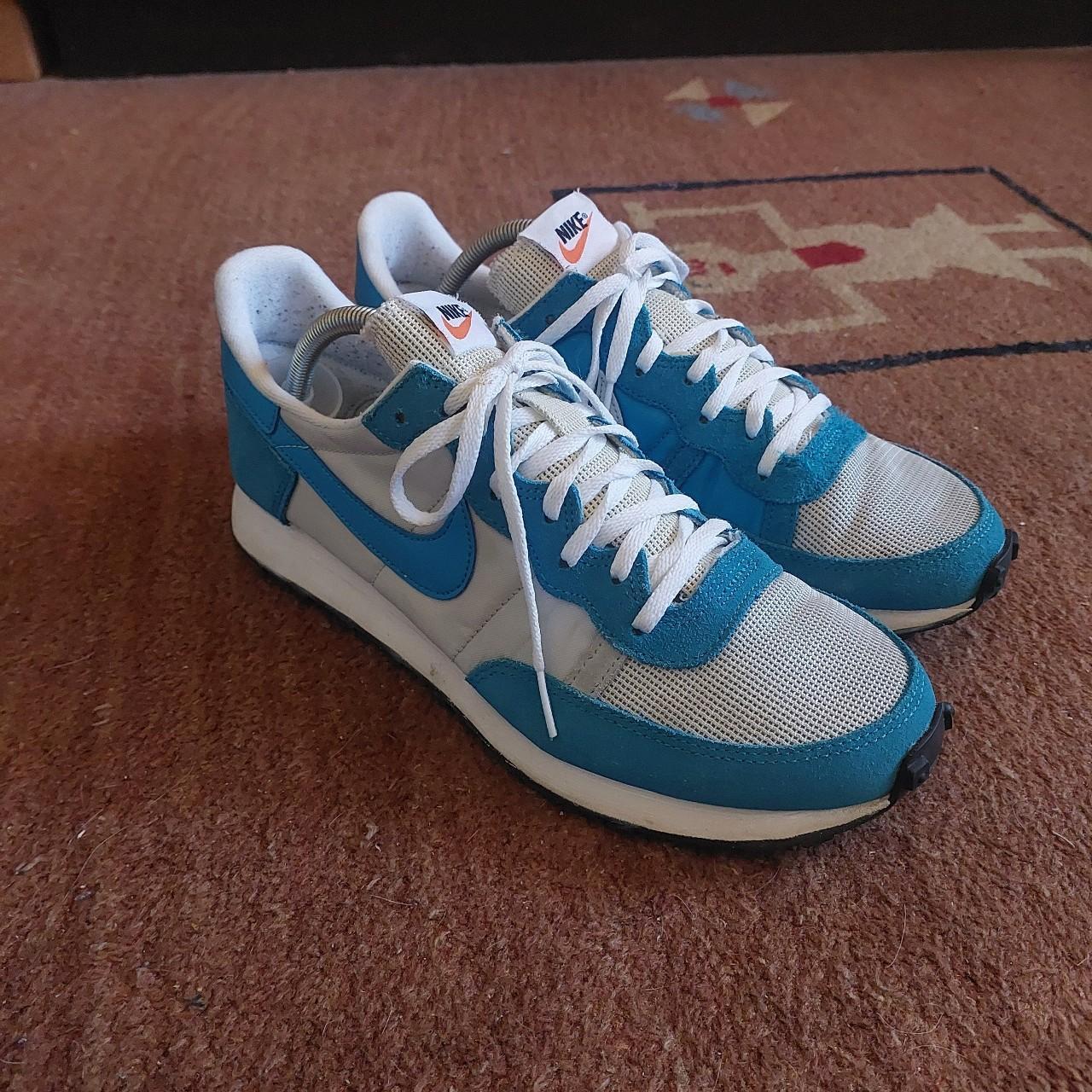nike challenger og trainers