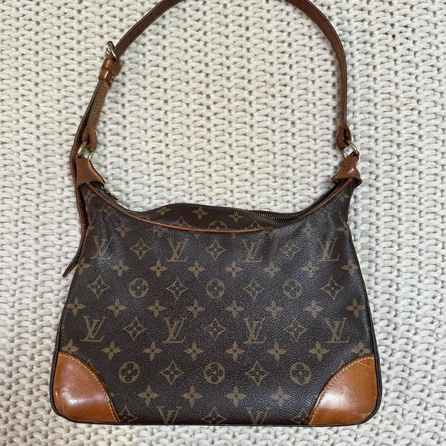 Authentic vintage Louis Vuitton gray and blue Lin - Depop