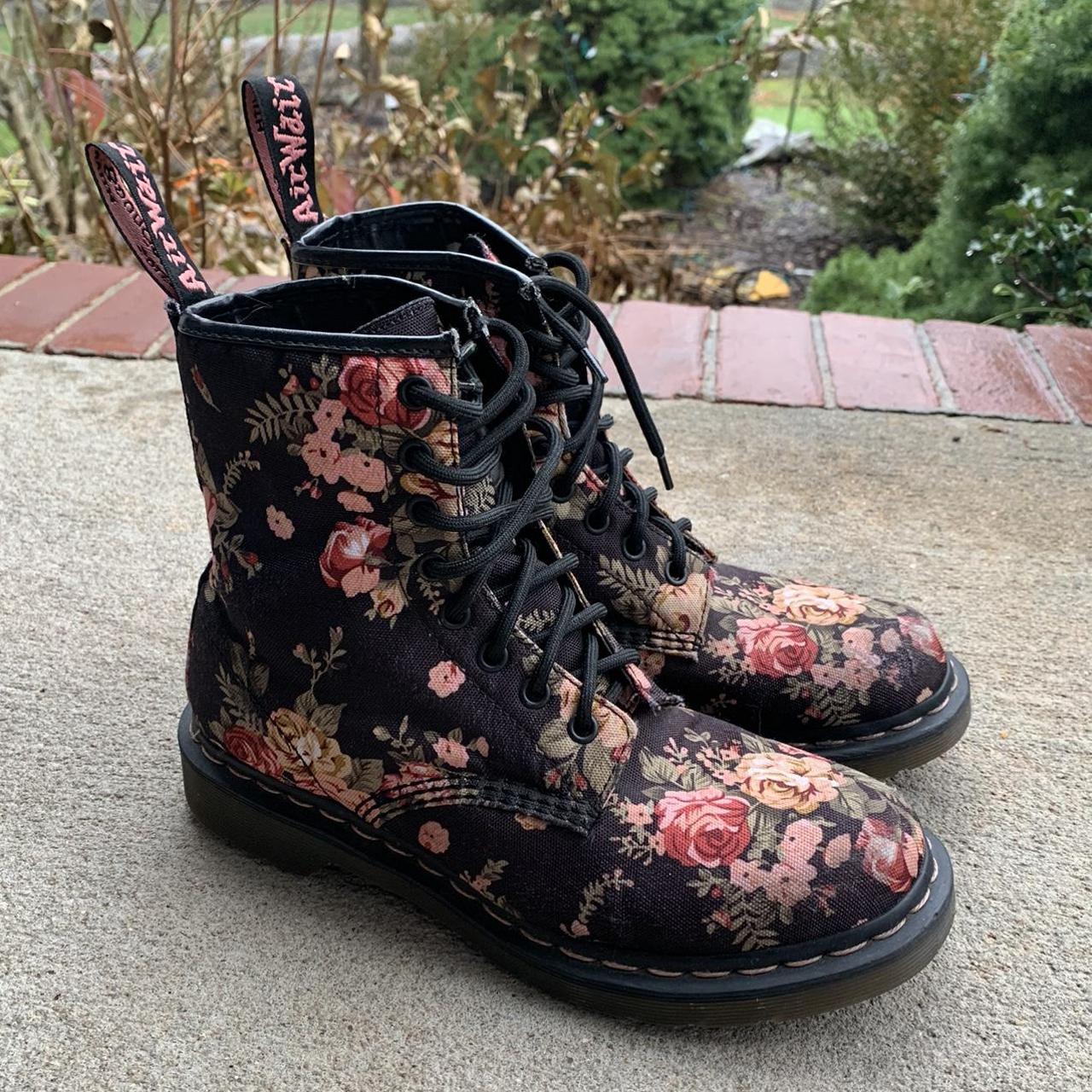 Floral Doc Martens Women’s size 8. These are in... - Depop