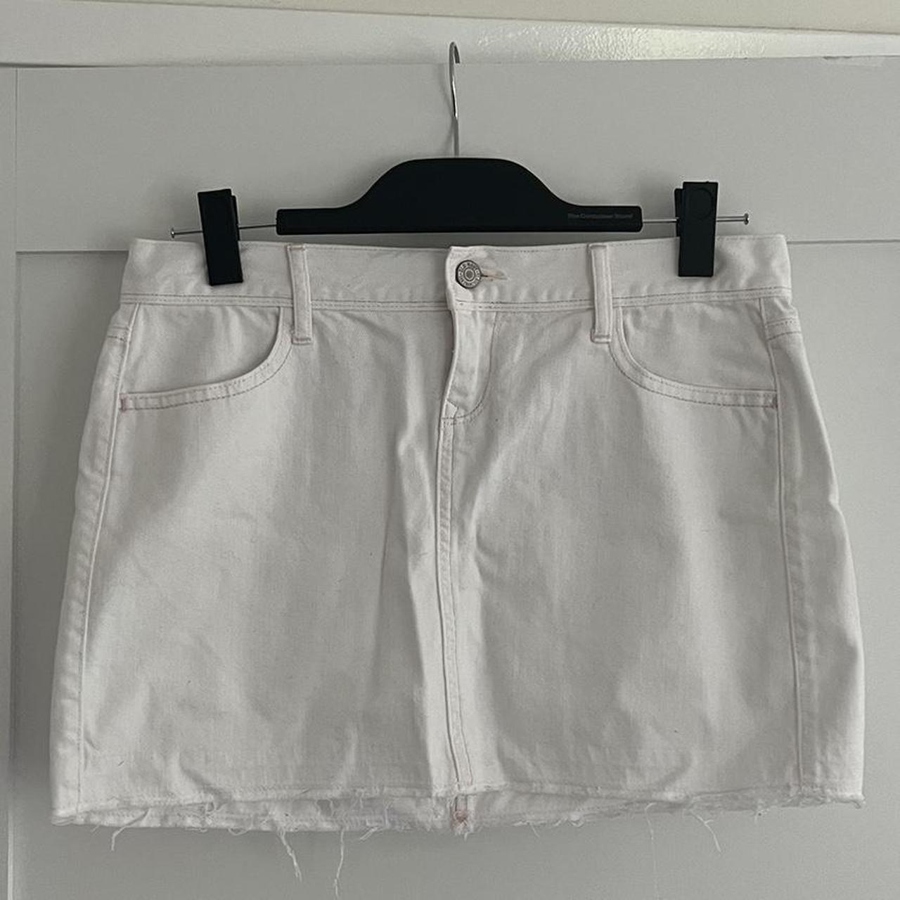 Old Navy Women's White Skirt | Depop