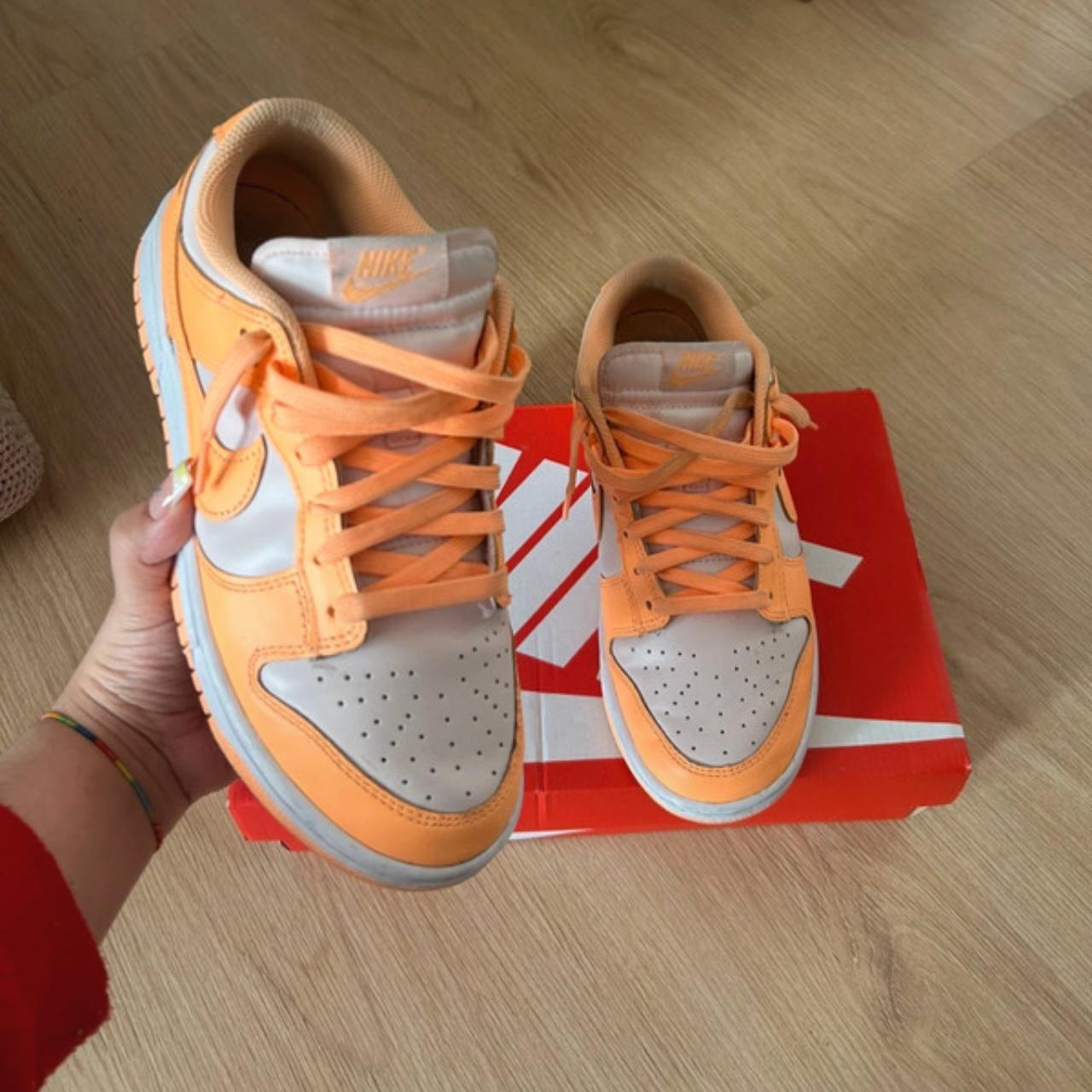 peach nike dunks