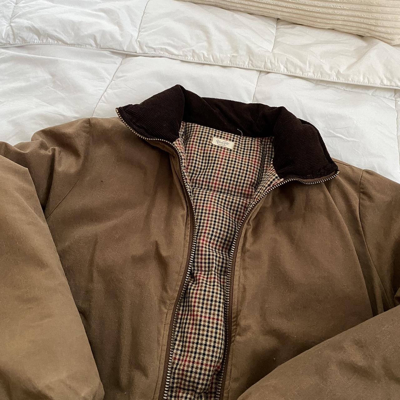 Brandy Melville brown puffer jacket One size... Depop