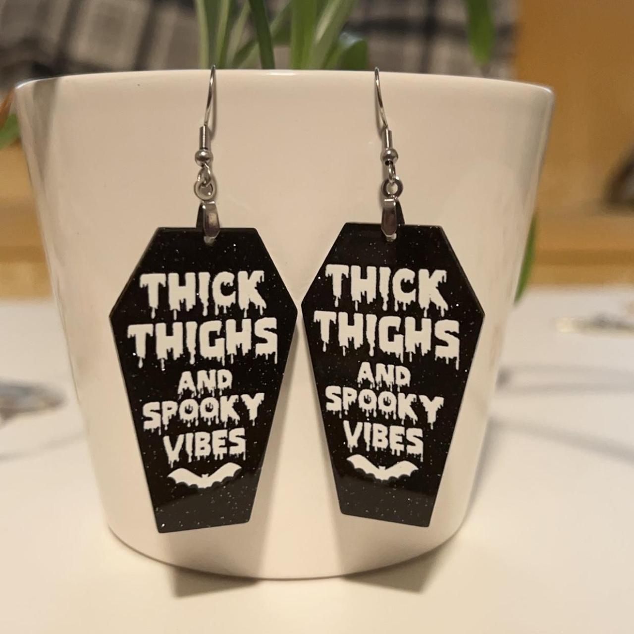 item listed by secondhand_serendipity