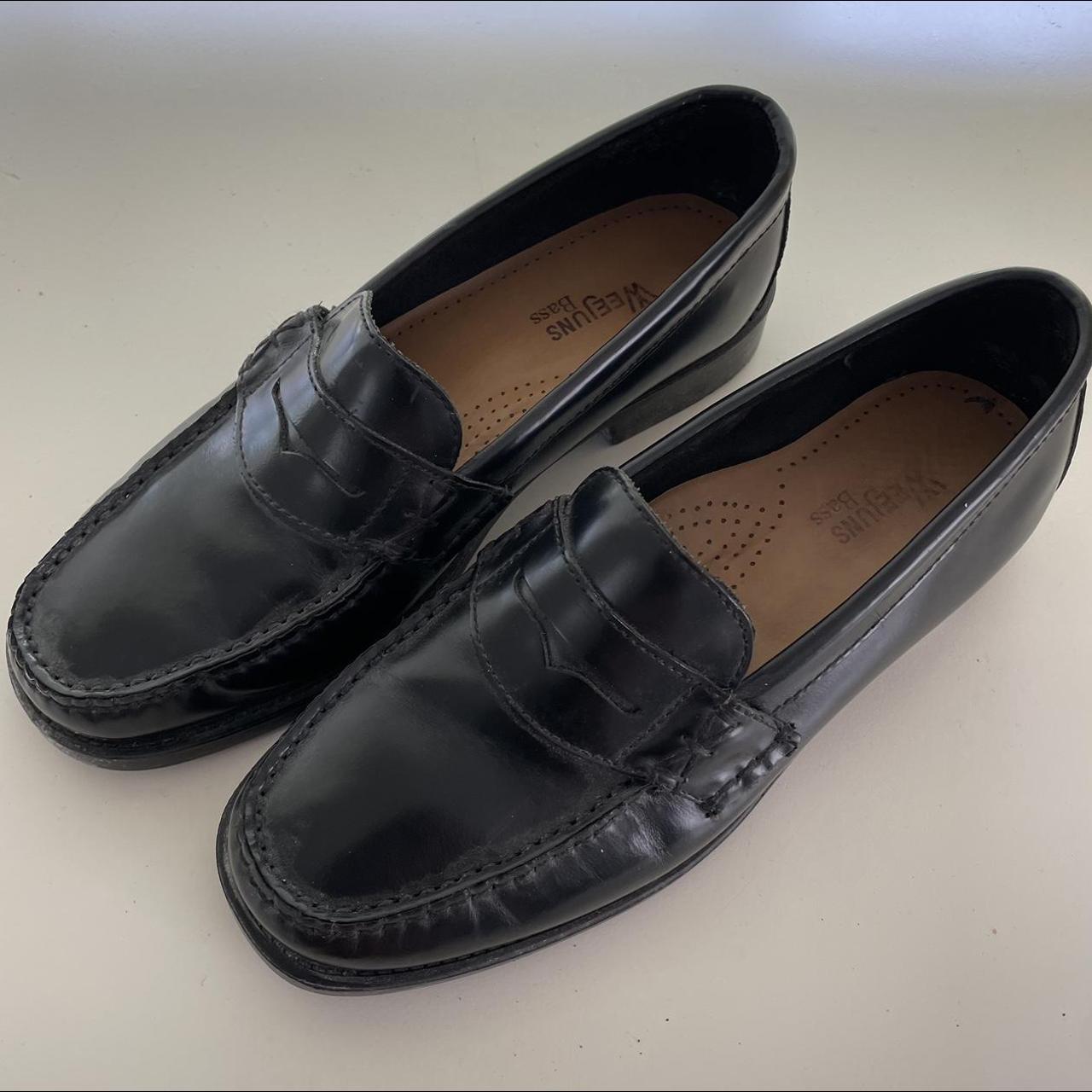 G.H. Bass Women's Black Loafers | Depop