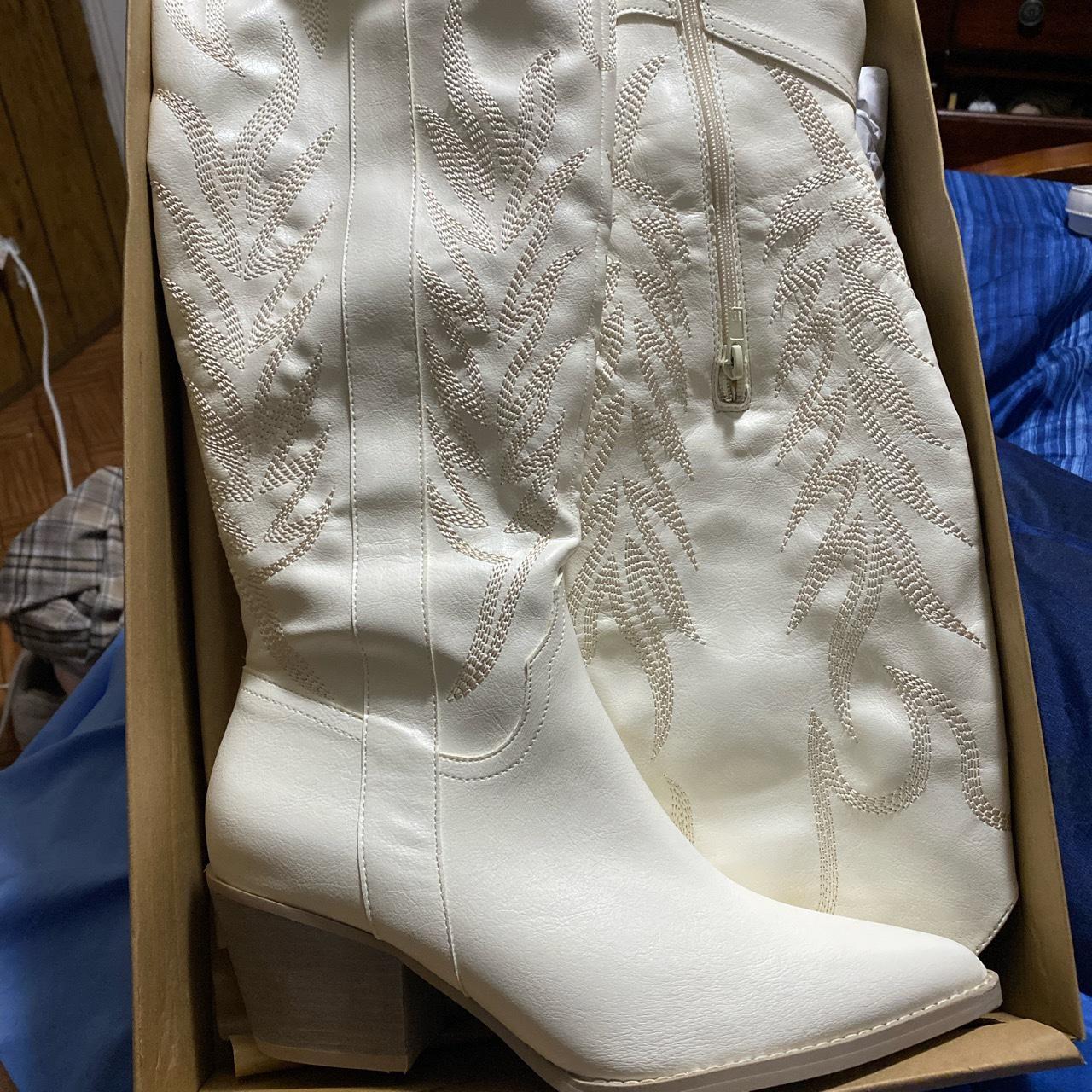 Oasis Women's White and Cream Boots