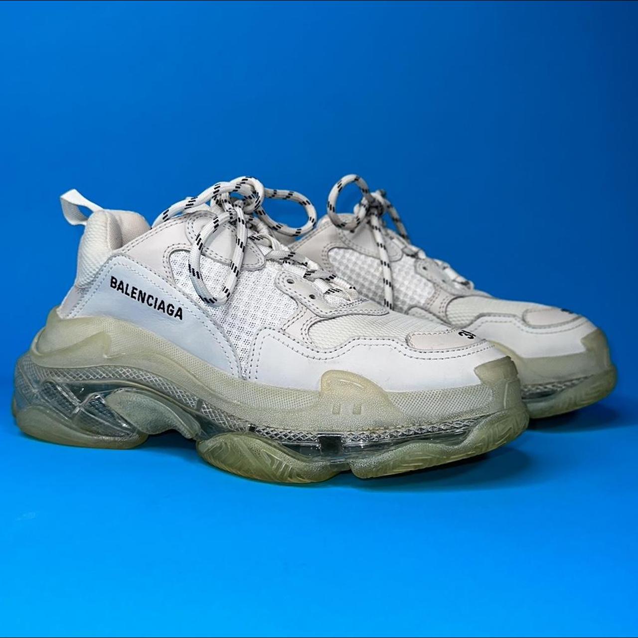 Balenciaga triple s hot sale womens clear sole