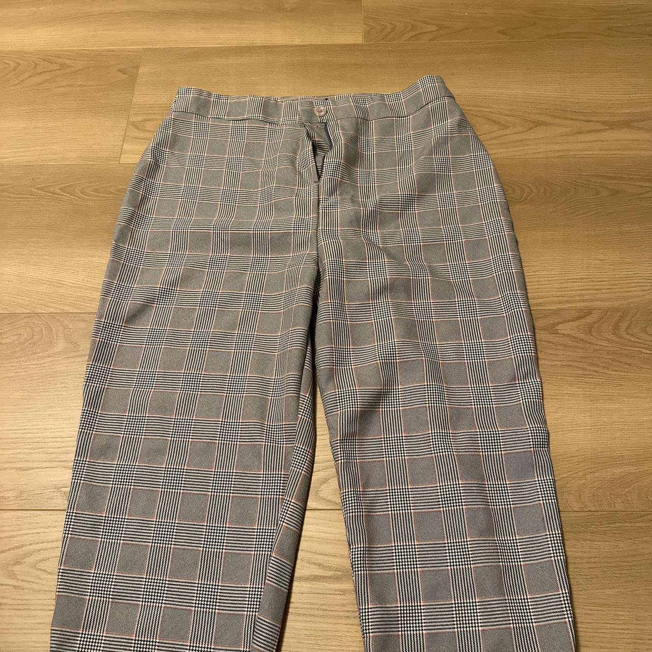 item listed by ceethreadz