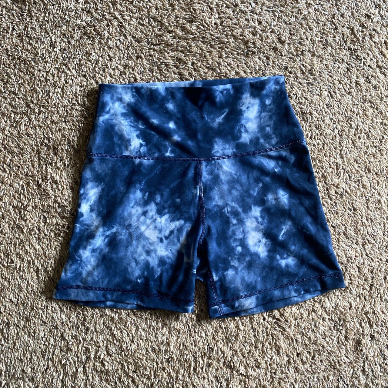 blue 90 degree workout shorts: - labeled as a sz L,... - Depop