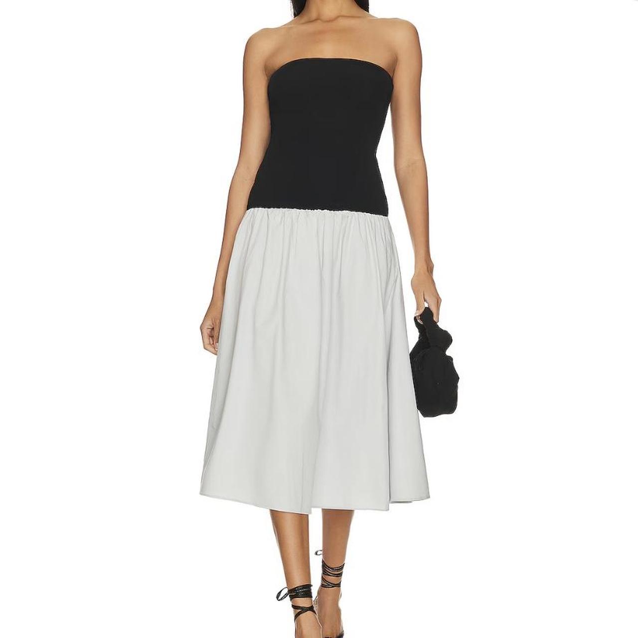 item listed by taycscloset