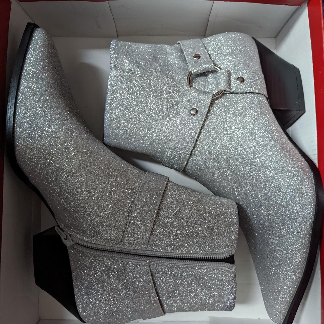 Brand new, never worn silver sparkly chelsea boots. - Depop