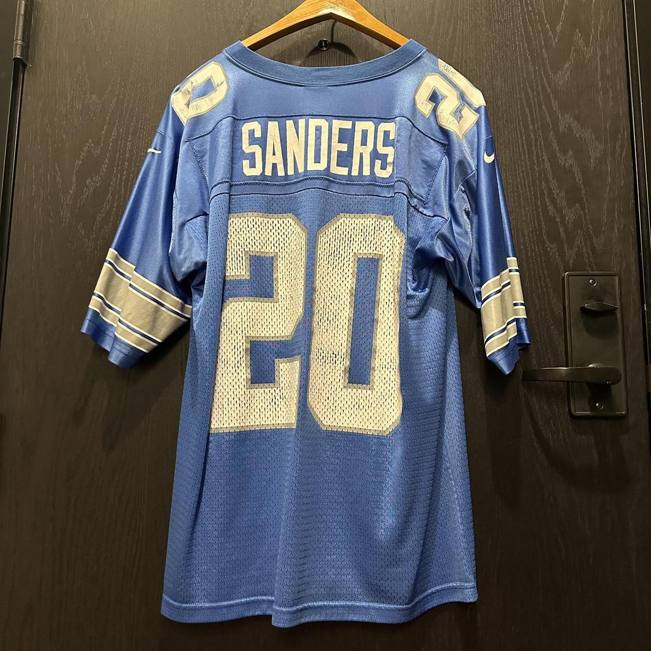 Vintage Detroit Lions Barry Sanders shirt in - Depop