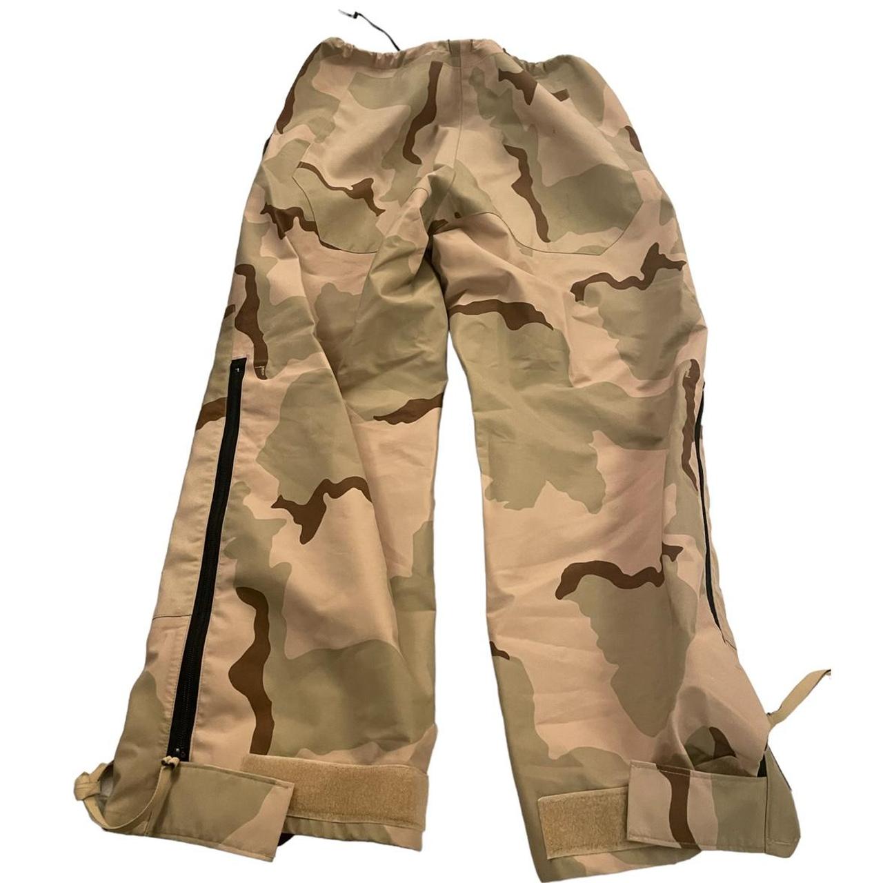 Vintage Military Camo Parachute Pants size small... Depop