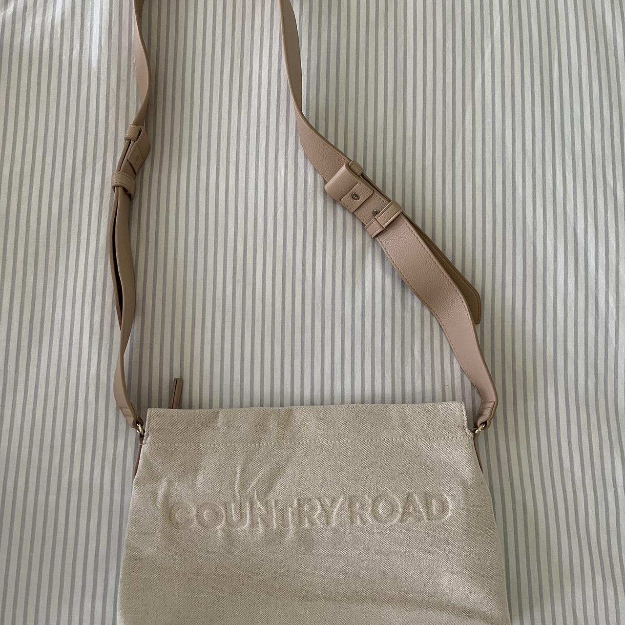 Country road bag Perfect condition $65 including... - Depop