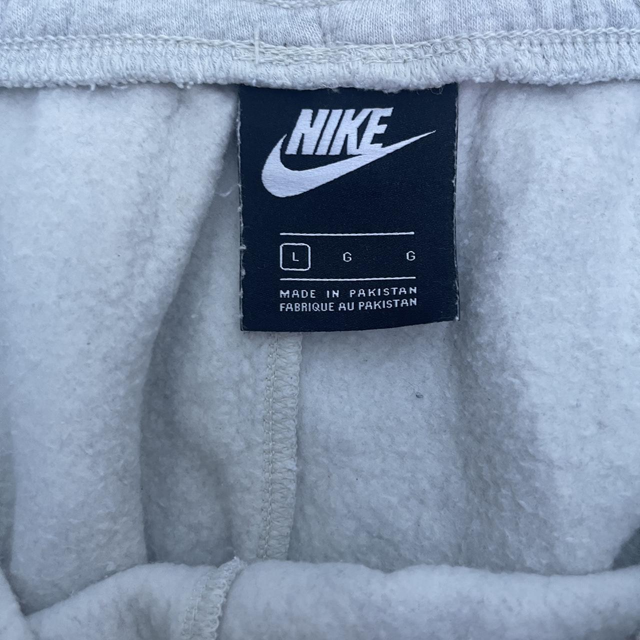 Nike Men's White and Grey Joggers-tracksuits | Depop