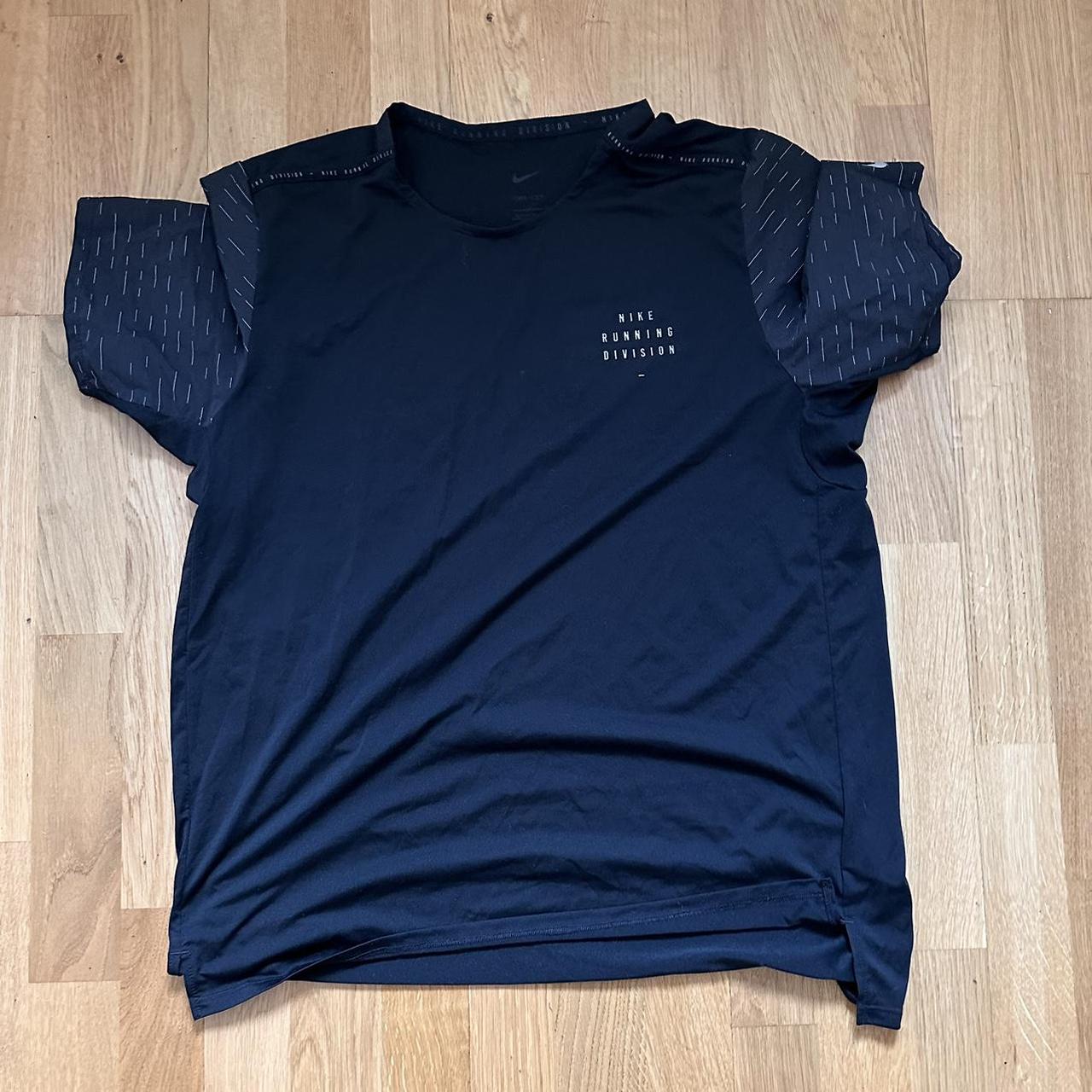 mens nike running t shirt