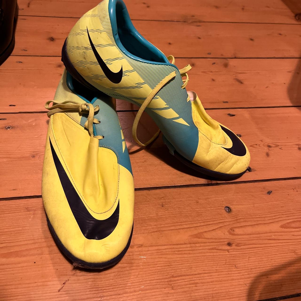 Yellow nike astro on sale turf