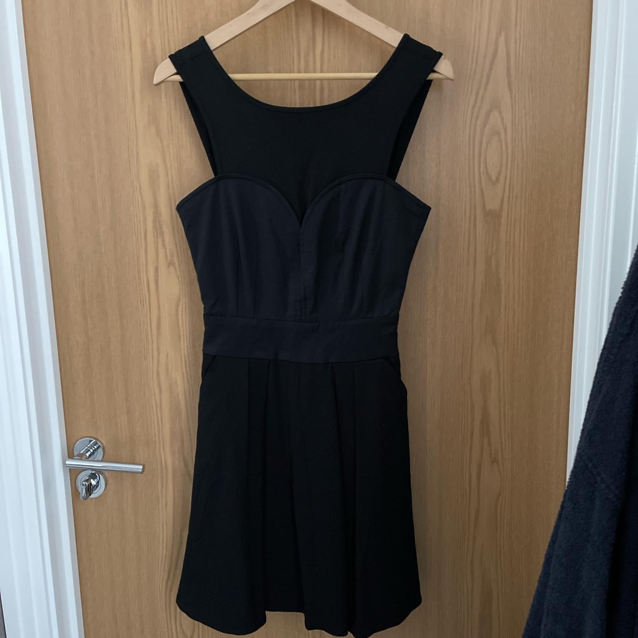 Reiss Black Dress Cut out detail at the back -... - Depop