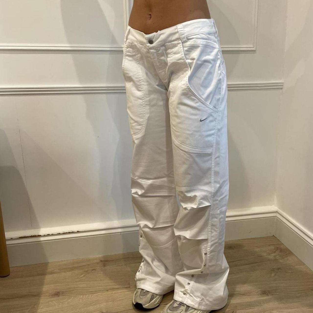 Nike Women's White Trousers | Depop