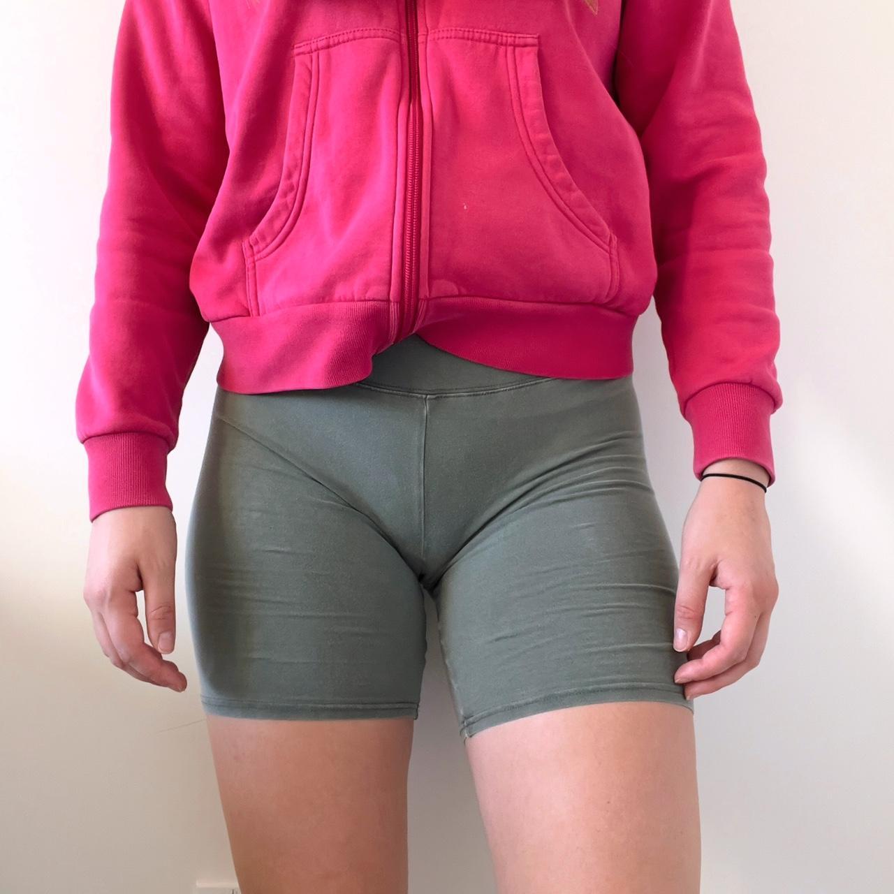 aritzia sage green