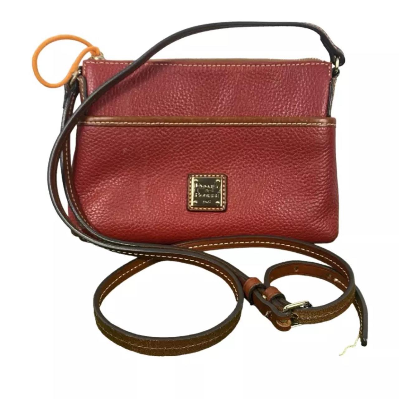 Dooney & bourke ginger pouchette fashion crossbody