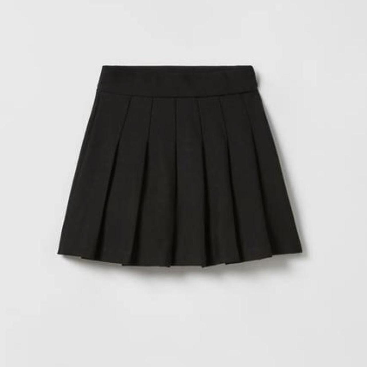 Primark black pleated skort 🖤 Worn once Uk size 8 - Depop