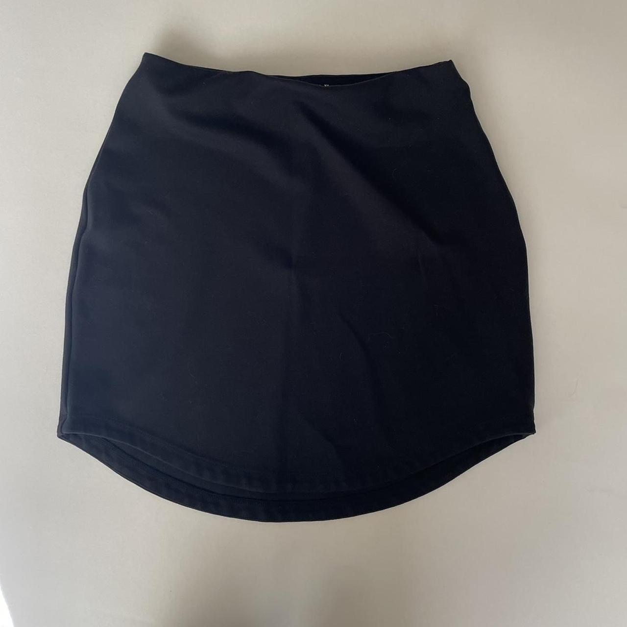 Classic black skirt Abercrombie & Fitch XS true to... - Depop