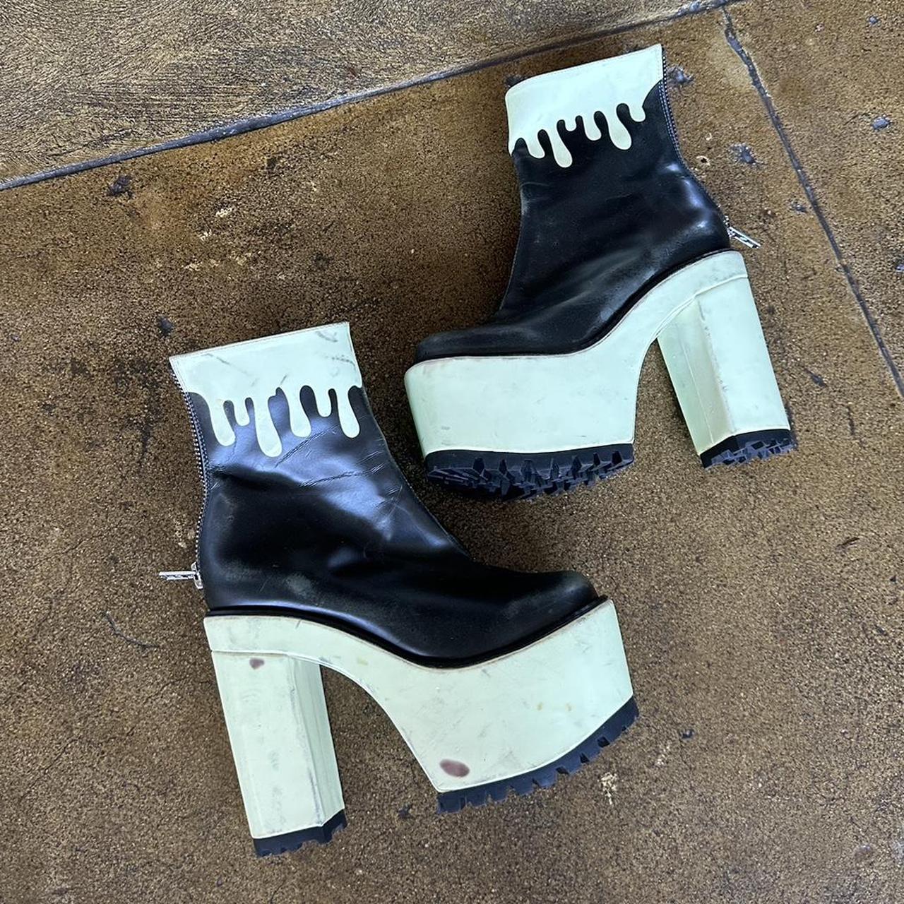 Dolls kill hot sale fire boots