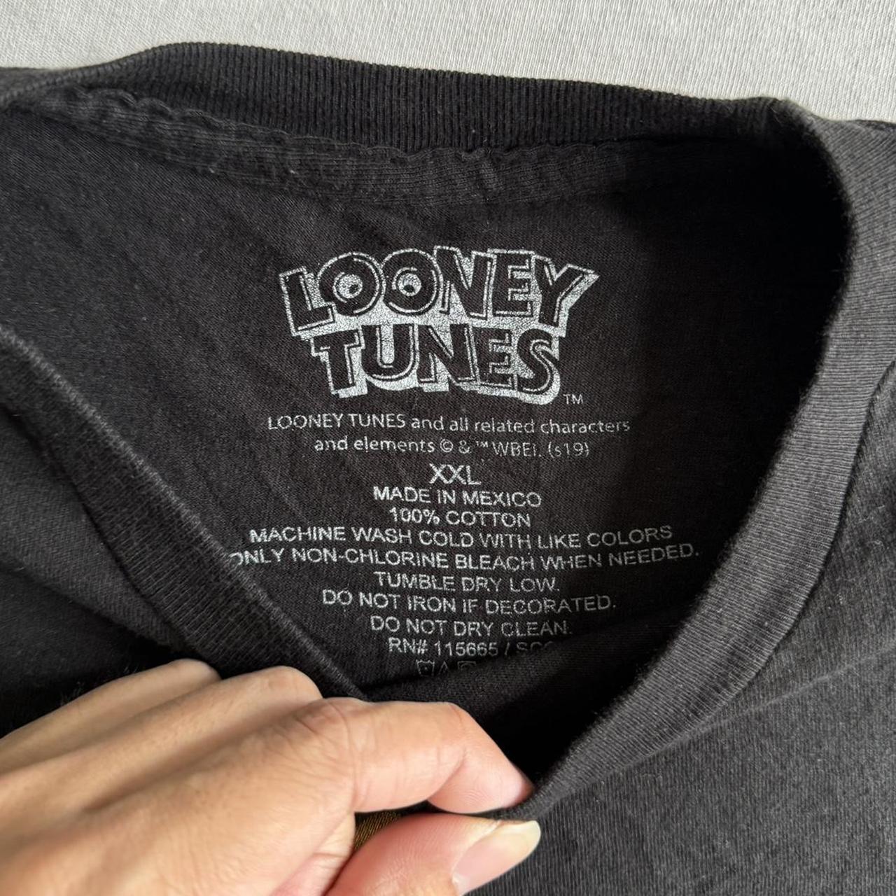 Looney Tunes 'Thats All Folks' Graphics Black Tee | Depop
