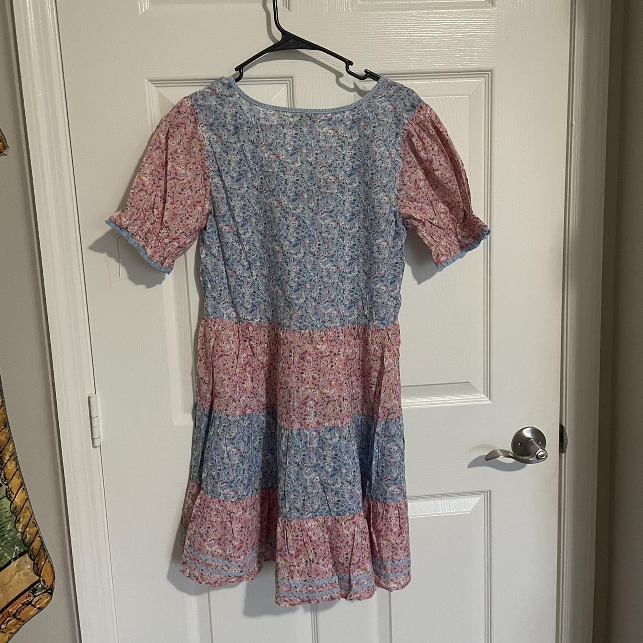 tree of life medium dress never been worn - Depop