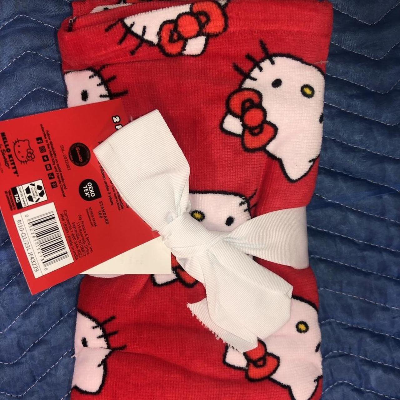 2 Hello Kitty hand towels listing is for 1 SET... Depop