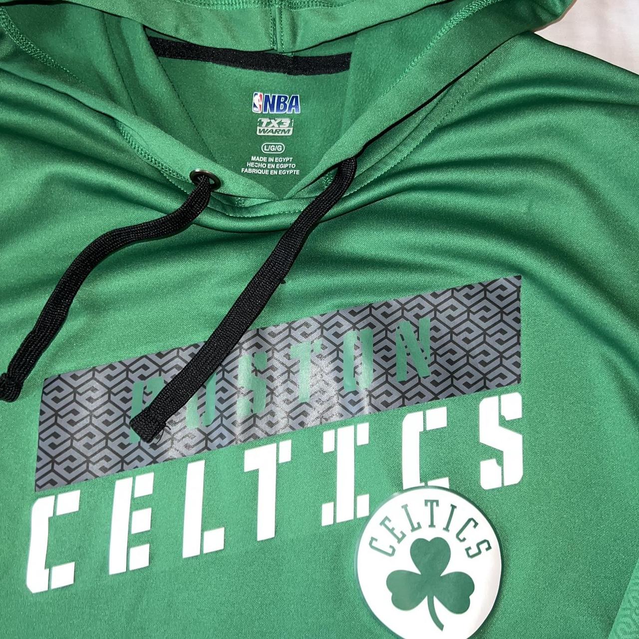 Retro Nike Celtics Hoodie Size L Perfect condition - Depop