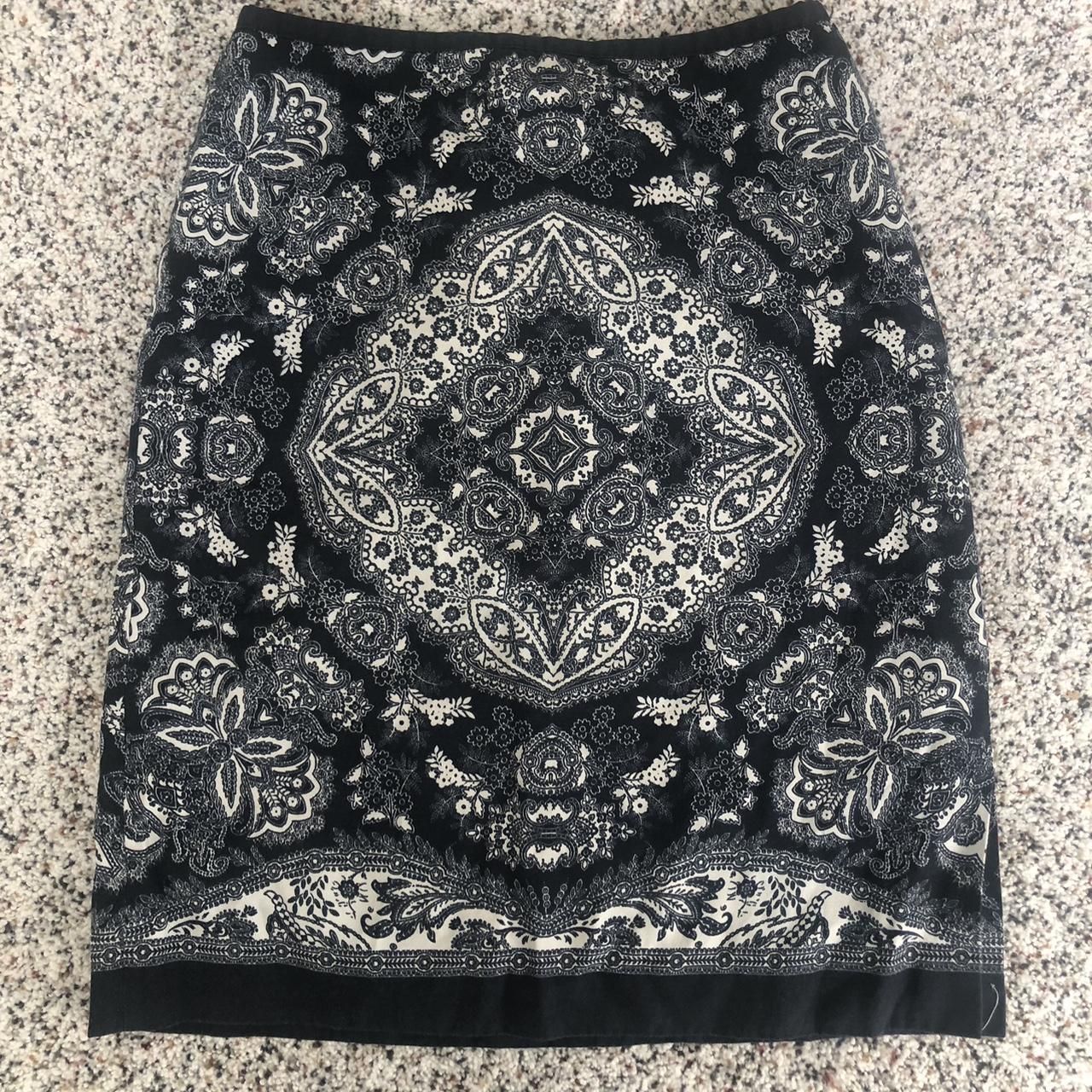navy skirt size 20