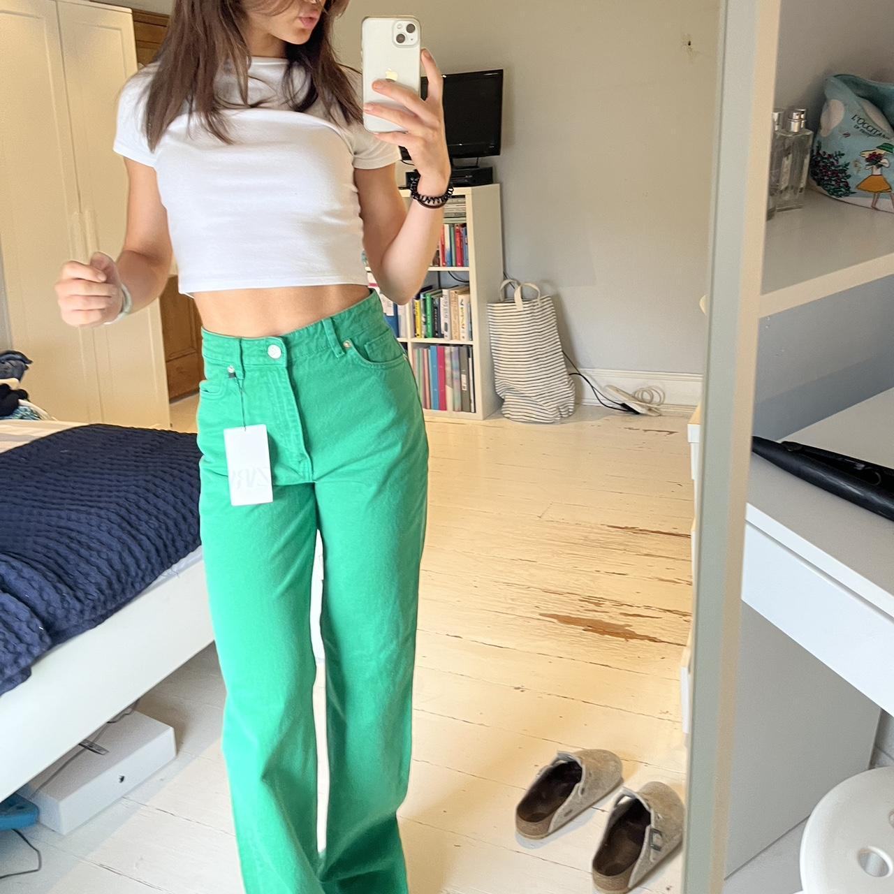 Zara Women's Green Jeans Depop