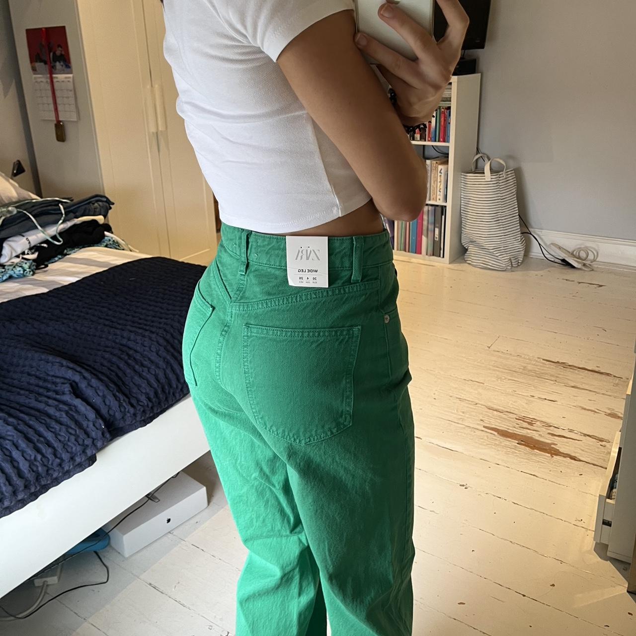 Zara Women's Green Jeans Depop