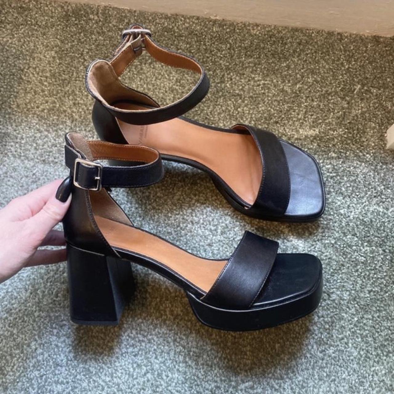 item listed by b2034